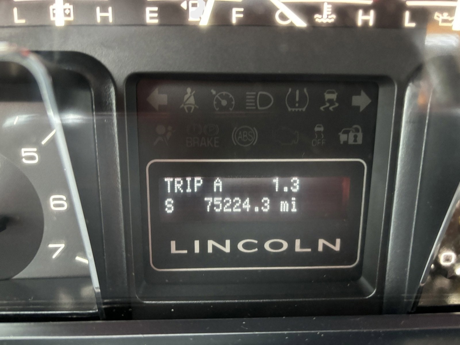 2013 Lincoln Navigator L BASE
